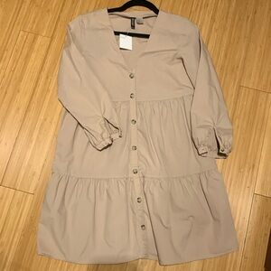 H&M Tiered Long Sleeve Dress